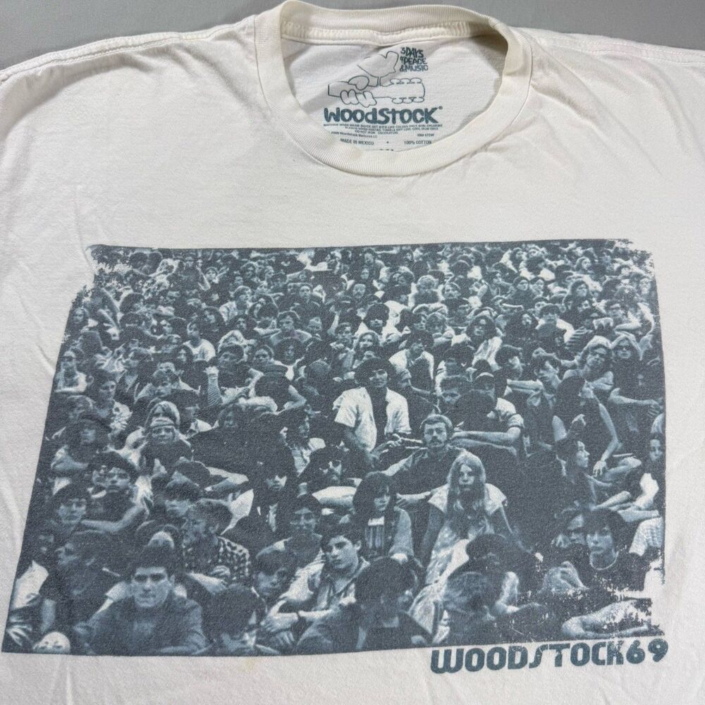 Woodstock 3 Days of Peace Graphic Tee Sz XL Beige Peace Love & Music T-Shirt